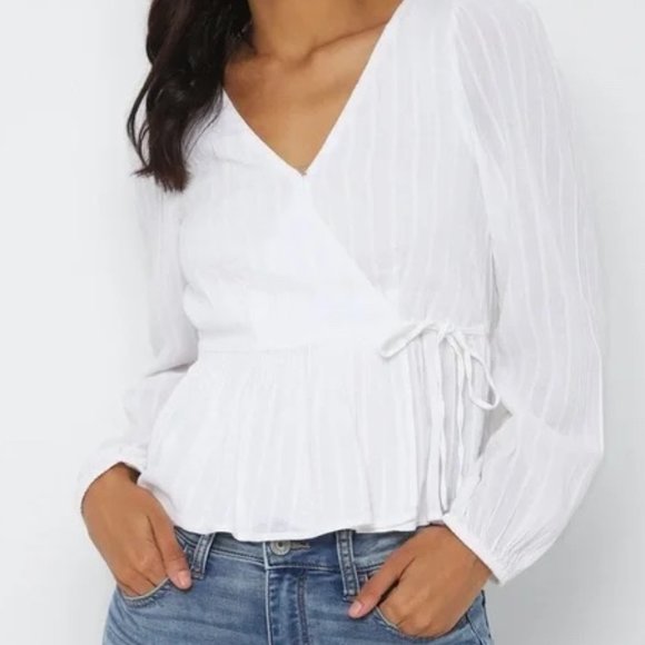 American Eagle Outfitters Tops - American Eagle AEO White Long Sleeve Wrap Peplum Blouse